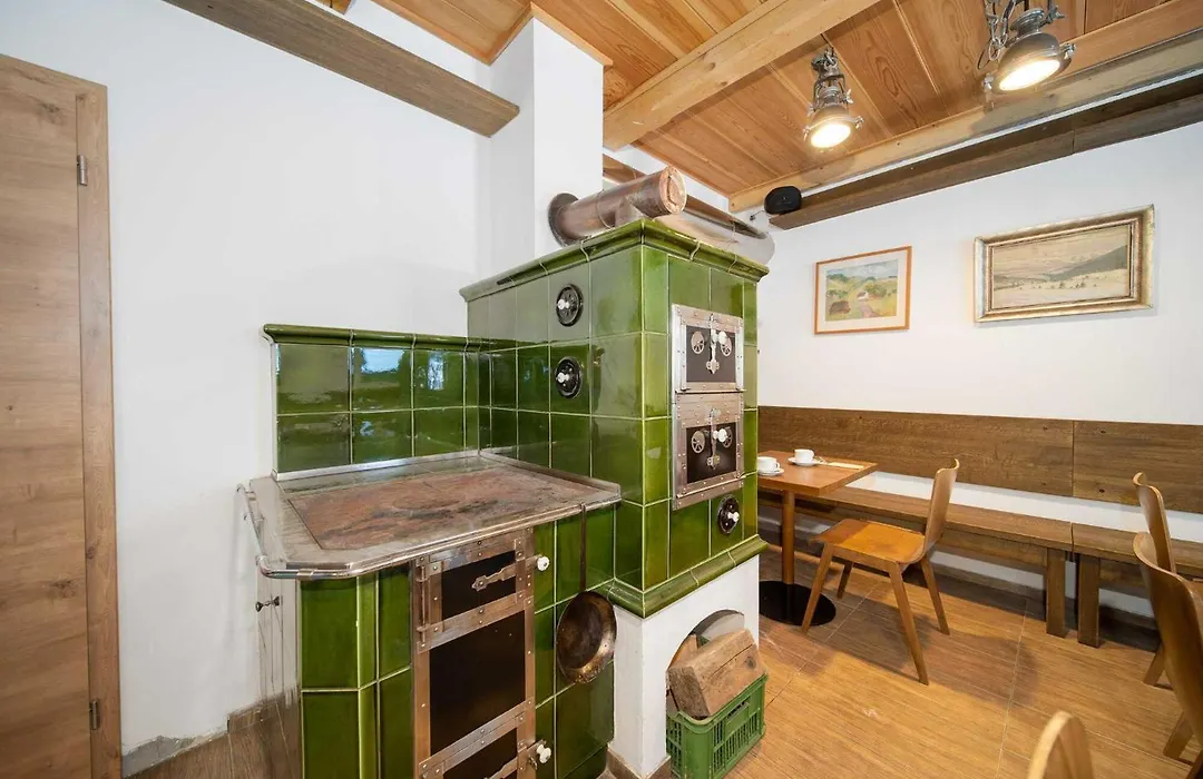 Hotel Zeleny Potok-1